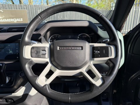 Land Rover Defender HARD TOP SE MHEV 22