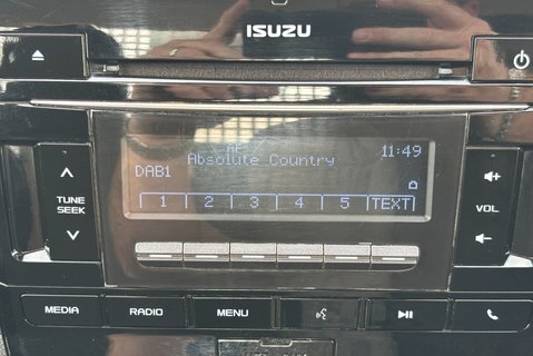 Isuzu D-Max Utility 1.9 TD Single Cab Dropside Truck 22