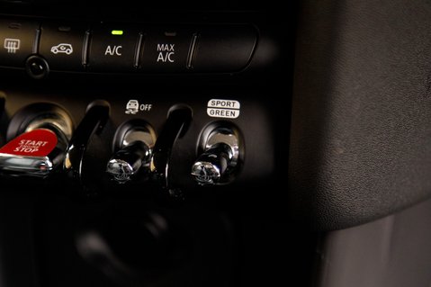 Mini Hatch COOPER 32