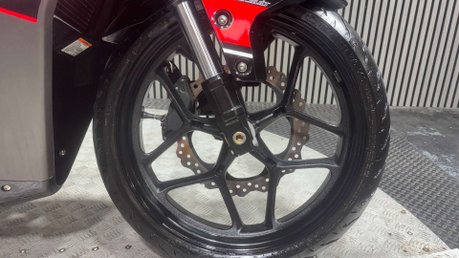 Hyosung GD 2016 ONLY 1K 250CC SPORTS BIKE LIGHTWEIGHT LONG MOT 16