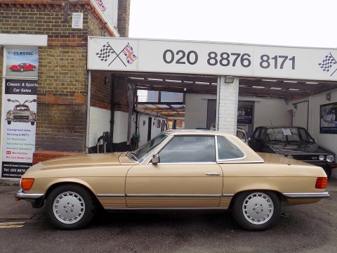 Mercedes-Benz R107 280 SL Sports - LHD 5