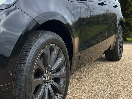 Land Rover Range Rover Velar R-DYNAMIC SE 18