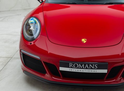 Porsche 911 Carrera 4 GTS (991.2) 28