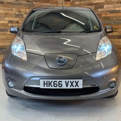 Nissan LEAF 30kWh Tekna Hatchback 5dr Electric Auto (109 bhp) 2