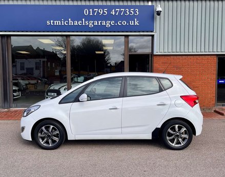 Hyundai ix20 1.6 ix20 SE Nav MPI Auto 5dr 11