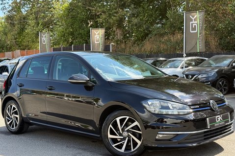 Volkswagen Golf MATCH TSI EVO - TWO OWNERS - APPLE CARPLAY - ADAPTIVE CRUISE  1