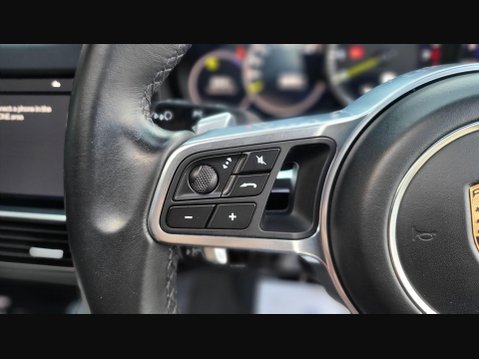 Porsche Cayenne V6 25