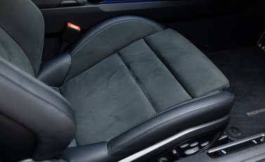 Porsche 911 Carrera GTS (992.2) 17