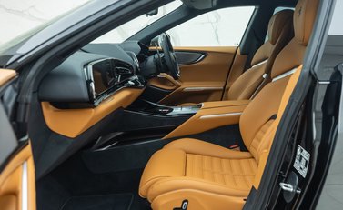 Ferrari Purosangue 20