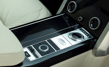 Land Rover Range Rover 4.4 SDV8 Autobiography 21