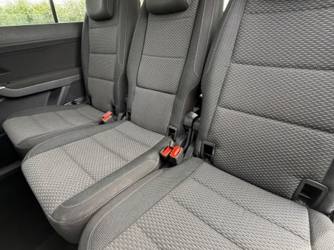Volkswagen Touran 1.6 TDI BlueMotion Tech SE Euro 6 (s/s) 5dr 18