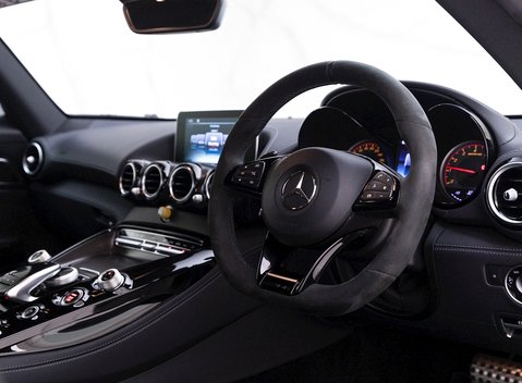 Mercedes-Benz AMG GT R GT R Premium 9
