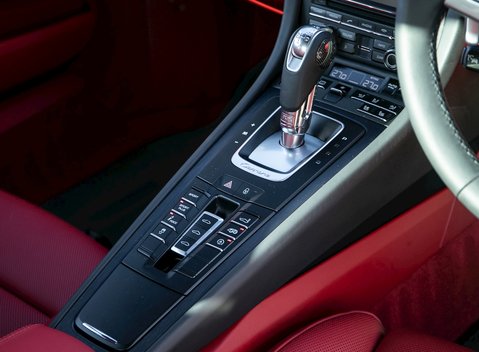 Porsche 911 (991) Carrera GTS 18