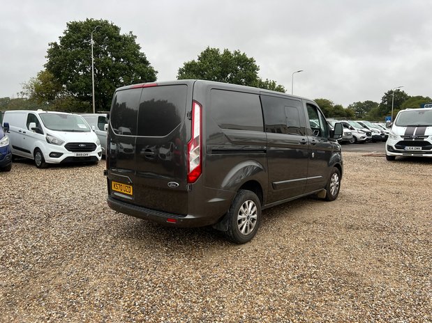 Ford Transit Custom Crew Cab SWB L1H1 Limited 300 CAT N Air Con Alloys Cam EURO 6 NO VAT 6