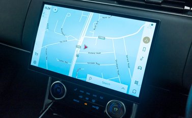 Land Rover Range Rover D350 SE 18