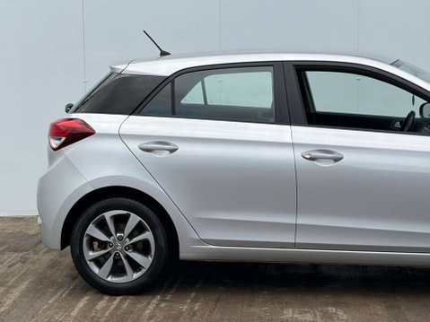 Hyundai i20 1.4 i20 SE MPI 5dr 10
