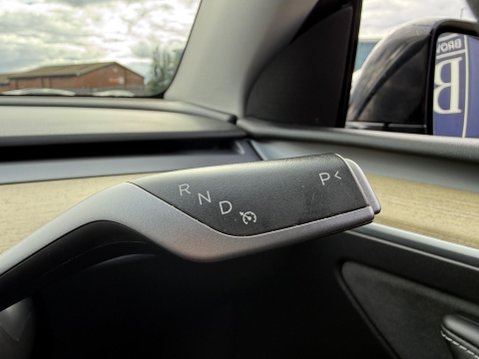 Tesla Model Y (Dual Motor) Long Range SUV 5dr Electric Auto 4WDE (384 bhp) 35