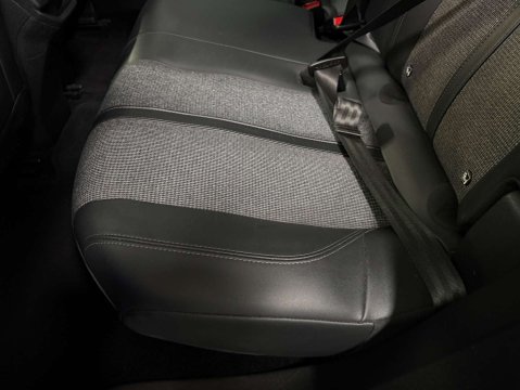 Peugeot 3008 PURETECH S/S ALLURE 28