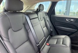 Volvo XC60 D4 MOMENTUM AWD AUTO 23