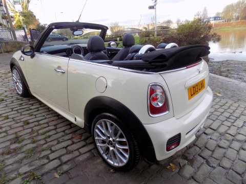 Mini Cooper JOHN COOPER WORKS 74