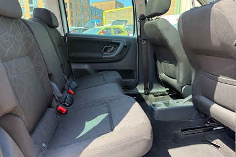 Skoda Roomster SE PLUS.7 SERVICES..IDEAL FOR DOGS, WHEELCHAIR.SUNROOF 33