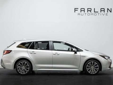 Toyota Corolla 1.8 VVT-h Design Touring Sports 5dr Petrol Hybrid CVT Euro 6 (s/s) (122 ps) 22