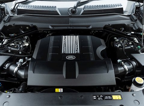 Land Rover Defender 110 V8 27