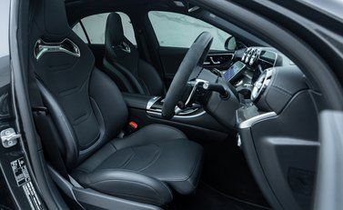 Mercedes-Benz C63 AMG S E NIGHT EDITION PREMIUM PLUS 11