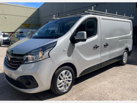 Renault Trafic 1.6 dCi 29 Sport Nav Panel Van 5dr Diesel Manual LWB Standard Roof Euro 6 ( 19