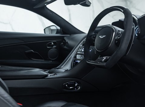 Aston Martin DBS Superleggera 13