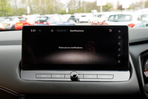 Nissan Qashqai DIG-T N-CONNECTA MHEV 24