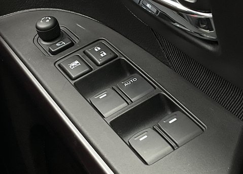 Suzuki SX4 S-Cross MOTION BOOSTERJET MHEV 22