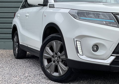 Suzuki Vitara SZ-T BOOSTERJET ALLGRIP MHEV 2