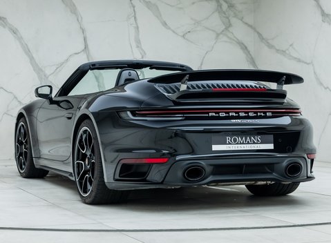 Porsche 911 Turbo S Cabriolet (992) 10