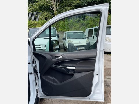 Ford Transit Connect 1.5 TDCi 240 Limited Panel Van 5dr Diesel Powershift L2 H1 (129 g/km, 118 b 28