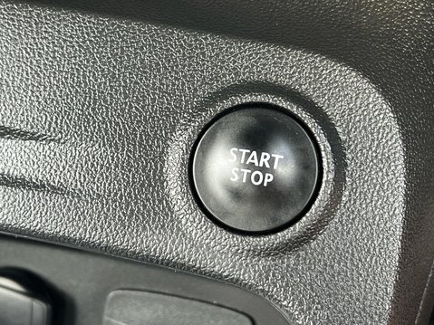 Renault Captur DYNAMIQUE NAV TCE 31