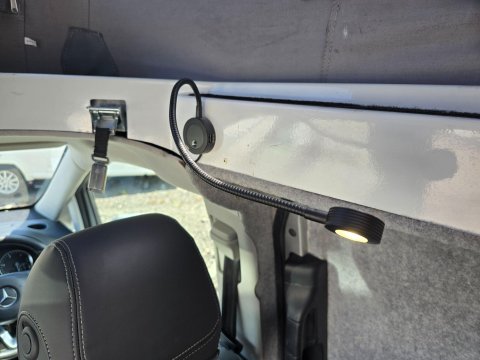Mercedes-Benz Vito Camper Van 27