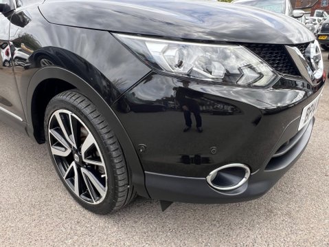 Nissan Qashqai 1.6 dCi Tekna XTRON 2WD Euro 5 (s/s) 5dr 12