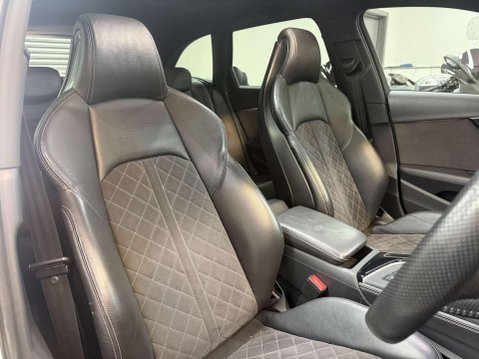 Audi RS4 2.9 TFSI V6 Sport Edition Estate 5dr Petrol Tiptronic quattro Euro 6 (s/s) 28