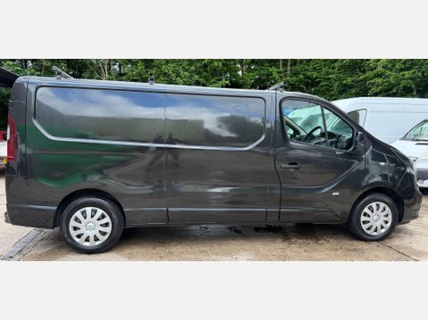 Vauxhall Vivaro 1.6 CDTi 2900 BiTurbo ecoFLEX Sportive Panel Van 5dr Diesel Manual L2 H1 Eu 9