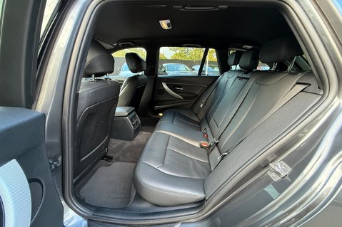 BMW 3 Series 320D M SPORT TOURING - REVERSE CAMERA -HEATED SEATS -POWERFOLD MIRRORS 17