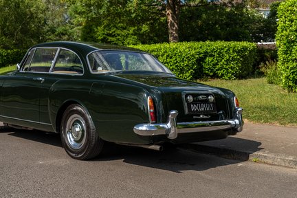 Bentley S2 Continental By H.J.Mulliner 14