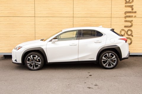Lexus Ux 250H 9