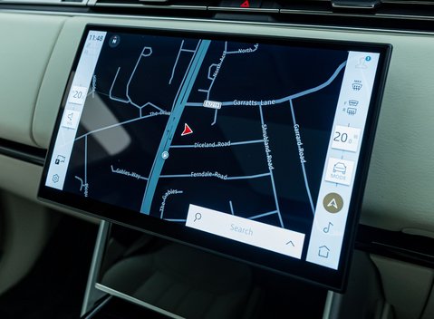 Land Rover Range Rover P460e Autobiography LWB 26