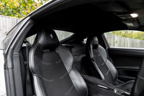 Ferrari F12 Berlinetta 4-LAYER BIANCO ITALIA PAINTWORK. CARBON FIBRE INTERIOR. JBL SOUND SYSTEM. 14