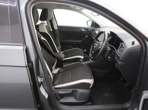 Volkswagen T-Roc 1.5 TSI EVO SEL Euro 6 (s/s) 5dr 20