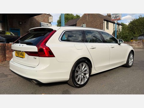 Volvo V90 2.0 V90 Momentum+ T4 Auto 5dr 41
