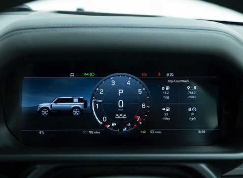 Land Rover Defender 110 V8 17