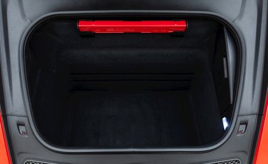 Porsche 911 (992) GT3 28