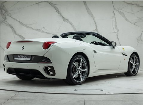 Ferrari California 30 9